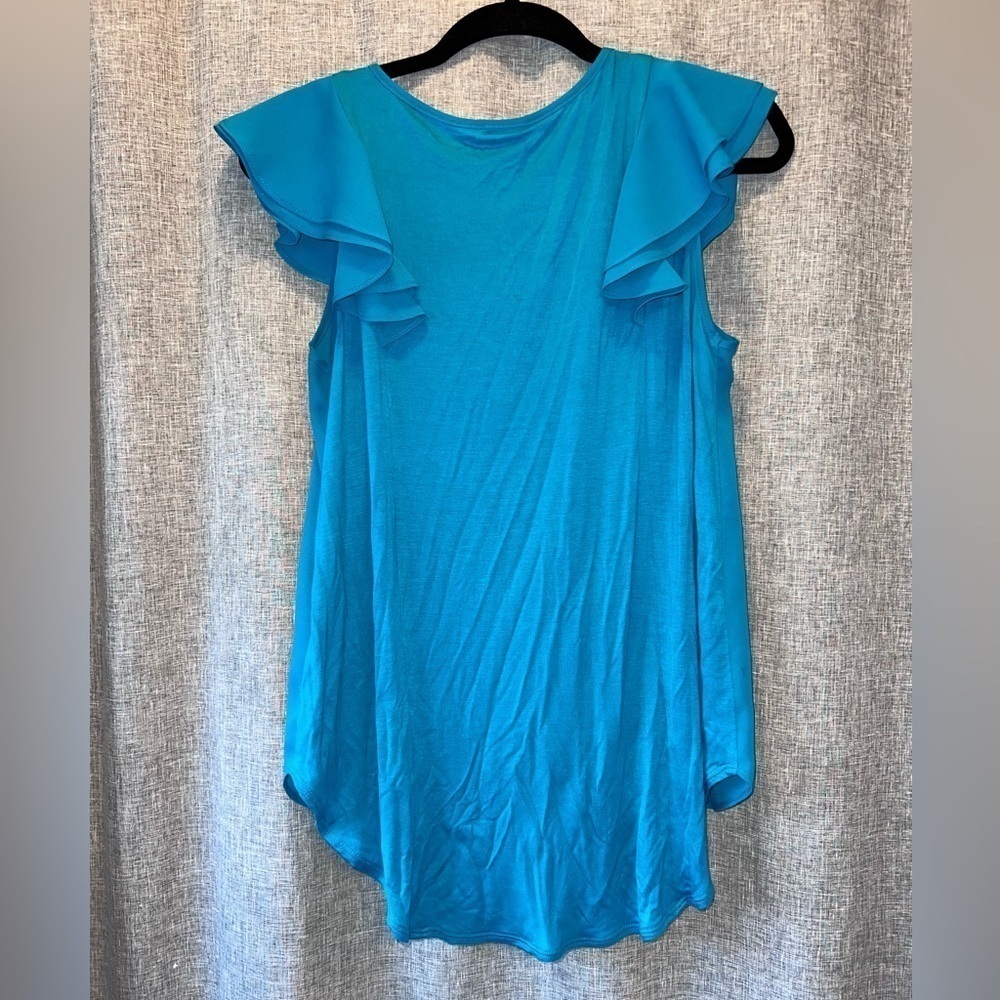 Bobeau Ruffle Tank size Medium - Picture 5 of 7